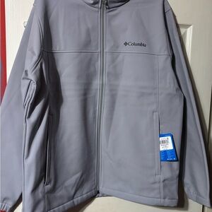 Columbia Softshell Jacket in Light Gray